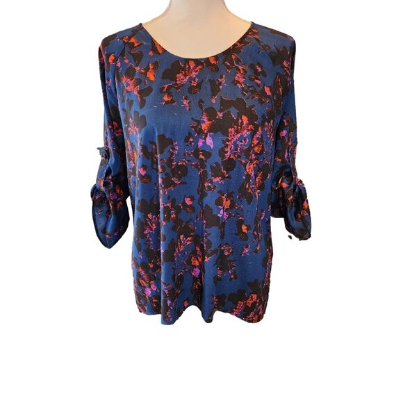 Sheer/Loose fitting Blouse in Blue Floral print by Collective Concept. Size - M - Picture 4 of 7